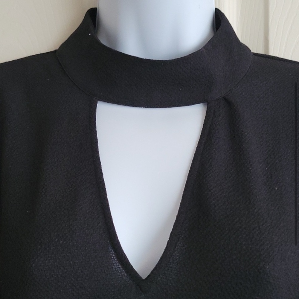 H&M DIVIDED Top - Picture 2 of 6